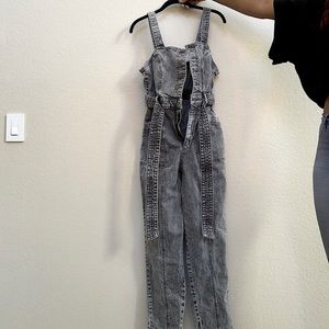 Universal Threads Overalls